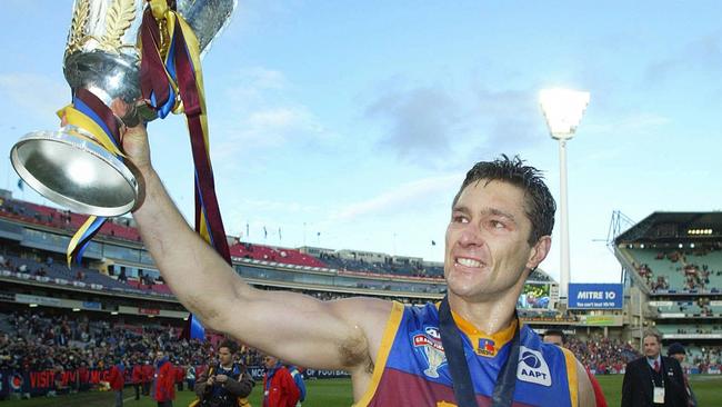 Alastair Lynch celebrates the 2003 Grand Final win over Collingwood.