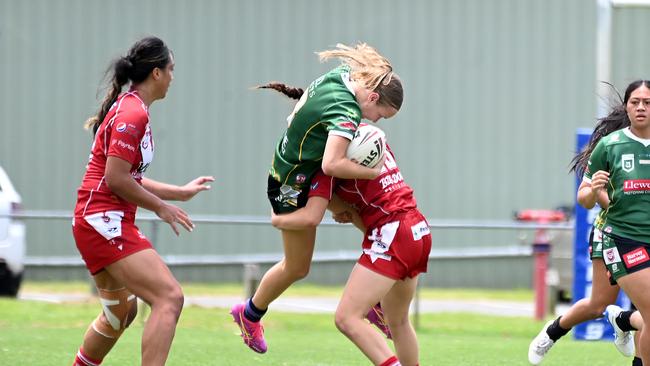 Driving defence by Redcliffe in last weekend’s trial match against Ipswich. Picture, John Gass