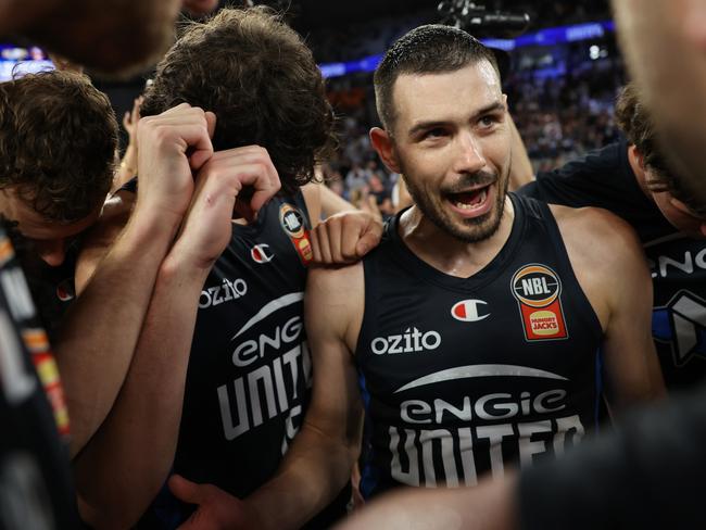 Chris Goulding speaks to the team after winning game three of the NBL semi final series. Picture: Getty Images