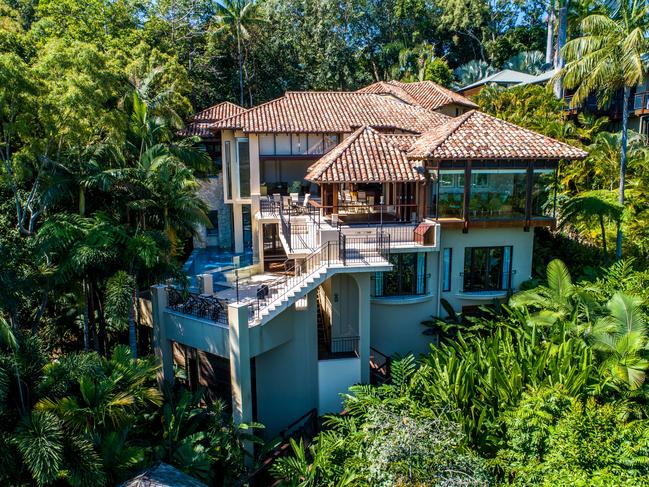 Tanamera, 44 Island Point Road Port Douglas, The Pink Company PDMG REAL ESTATE