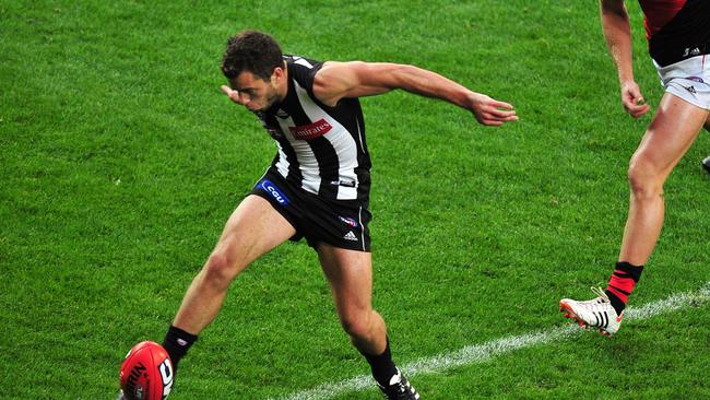 Jarryd Blair kicks the winning goal in the 2012 Anzac Day game.