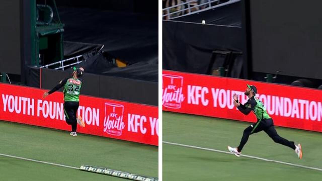 Maxwell takes GREATEST BBL catch ever?!