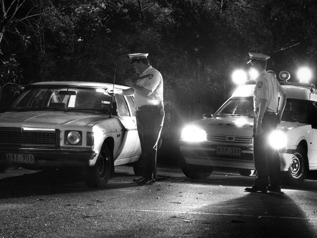 Victoria Police carry out car checks in Prahran in the 1980s.