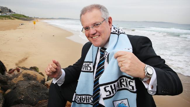 Talking up the team at North Cronulla Beach. Picture: Craig Greenhill