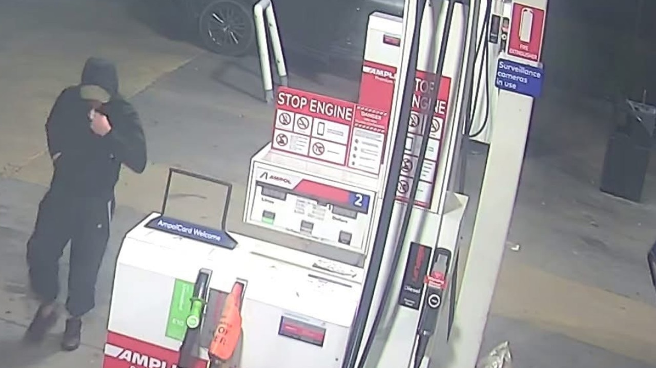 Police hunt for gunman after teen shot