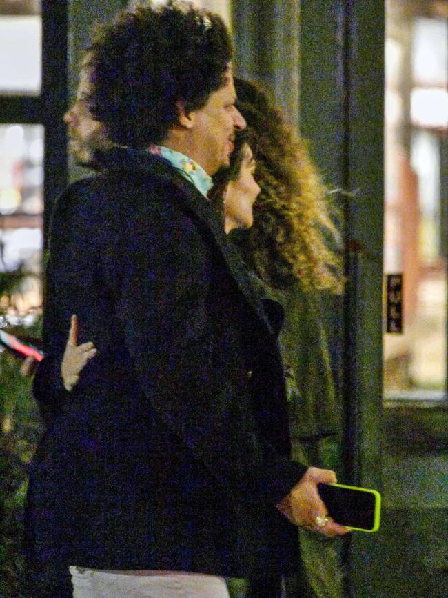 Emily Ratajkowski and Eric Andre keep close during a date night in New York City. Picture: TheImageDirect.com