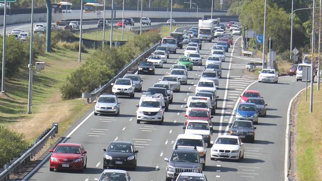 Brisbane Traffic: Multi-vehicle Crash Adds To Commuter Pain | News.com ...