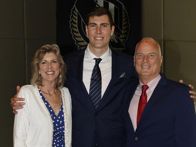 Mason with his parents Jeanette and Phil. Picture: Alex Coppel.