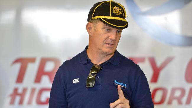 Wallabies great Tim Horan believes Nathan Cleary is keen on a switch to rugby union.