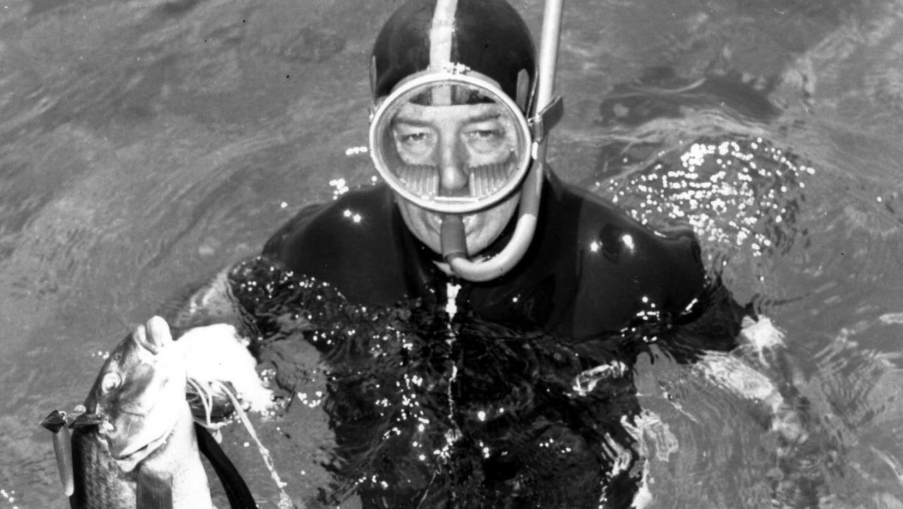 Fremmedgørelse Tilmeld hensynsløs Kids News: 50 years since PM Harold Holt went missing while swimming |  KidsNews