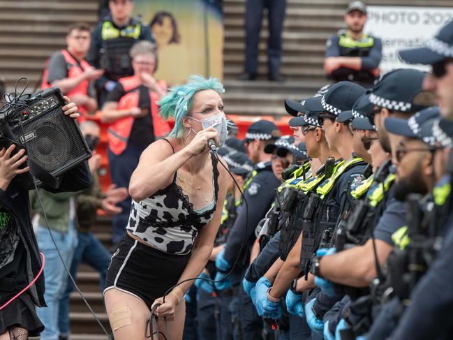 Victoria Police has sought new rules in a bid to crack down on violent protests. Picture: Tony Gough