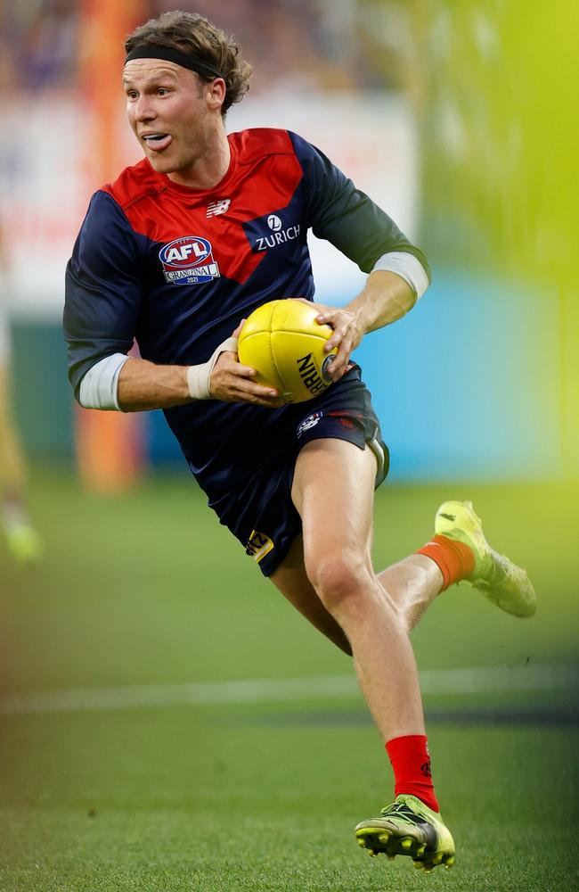 Ed Langdon in action. Picture: Michael Willson/AFL Photos via Getty Images