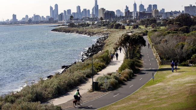 The view of Melbourne near Elwood beach.