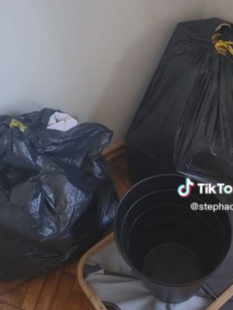 The tenant left the room completely trashed. Picture: TikTok/stephadiy