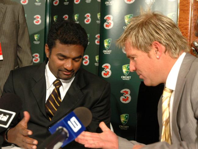 Shane Warne and Muttiah Muralitharan shake hands at the unveiling the new Warne-Muralidaran Trophy. Picture: AAP