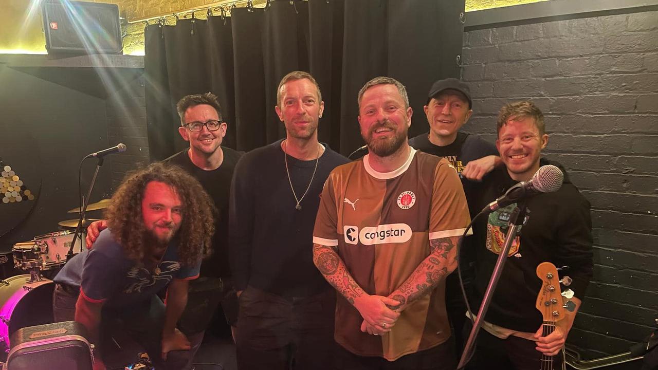 Coldplay star Chris Martin surprises Melbourne band