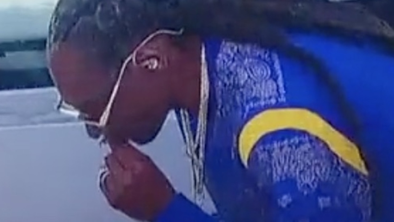 Snoop Dogg 'Roasts a Bone' Moments Before Halftime Show - Funny Article