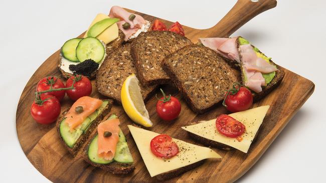 Bulking up ... carbohydrates can increase longevity.