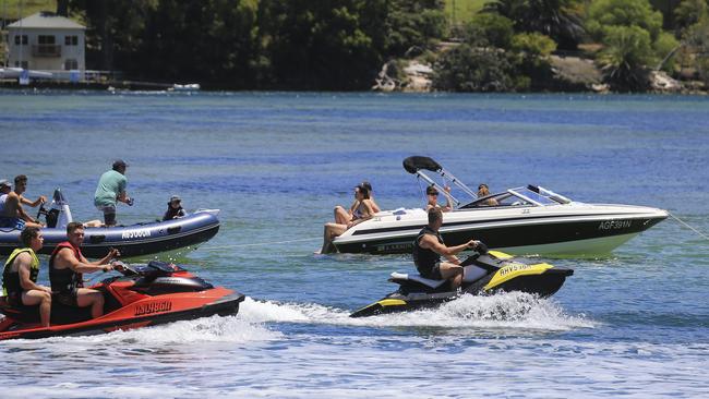 Rush hour on the river near Lilli Pilli. Picture: Dylan Robinson