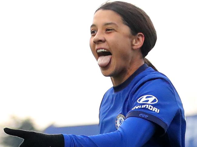 KINGSTON UPON THAMES, ENGLAND - DECEMBER 06: Sam Kerr of Chelsea celebrates after scoring their sides first goal during the Barclays FA Women's Super League match between Chelsea Women and West Ham United Women at Kingsmeadow on December 06, 2020 in Kingston upon Thames, England. A limited number of fans are welcomed back to stadiums to watch elite football across England. This was following easing of restrictions on spectators in tiers one and two areas only. (Photo by James Chance/Getty Images)