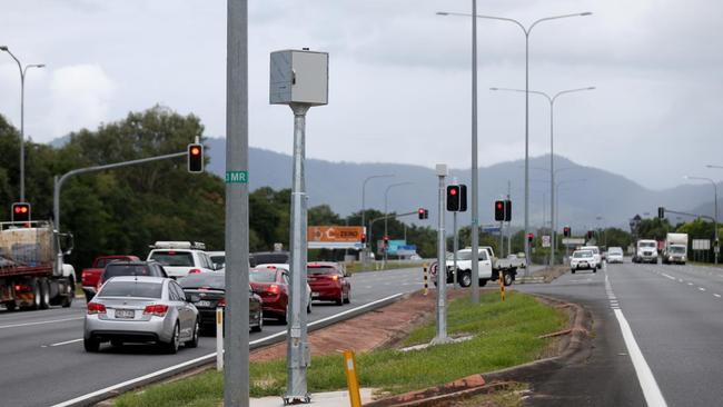 New red light/speed camera installed opposite Mt Sheridan Plaza on the Bruce Highway at the intersection of Coombs St. PICTURE: STEWART MCLEAN