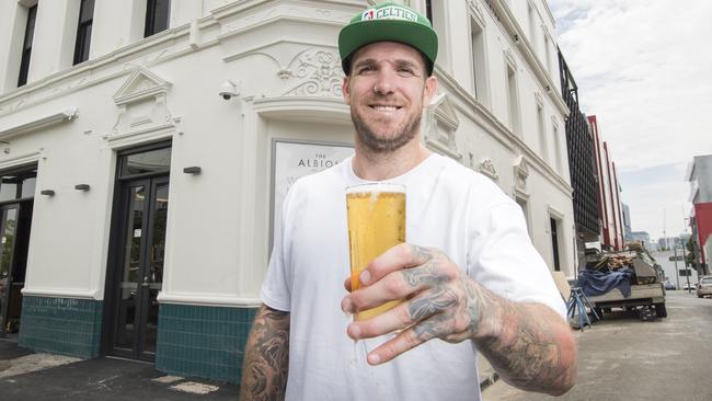 Dane Swan has revealed how he suffered his latest injury. Picture: Jason Edwards