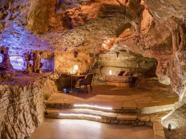 Inside The Ozarks’ Wild Multimillion-dollar Cave Home In Arkansas 