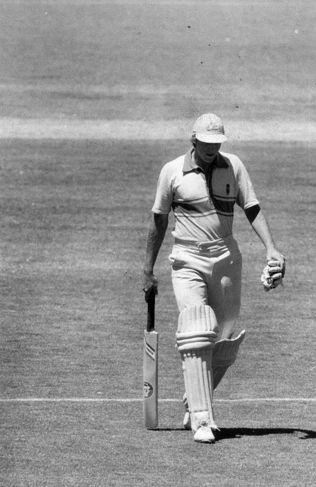 Cricket – Australia vs. New Zealand World Series Cup match at Adelaide Oval, 27 Jan 1986. Australian batsman Glenn Trimble walks off ground out for 4. (Pic by unidentified staff photographer)