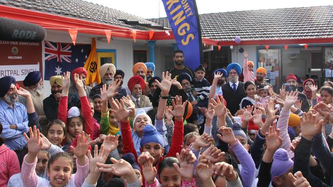 The large crowd to see Amritpal Singh.