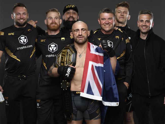 Team Volkanovski from left: Jiu jitsu wizard Craig Jones, wrestling coach Frank Hickman, City Kickboxing coach Eugene Bareman, Volkanovski, Lopez, UFC lightweight Dan Hooker and manager Ash Belcastro. Picture: Mike Roach/Zuffa LLC