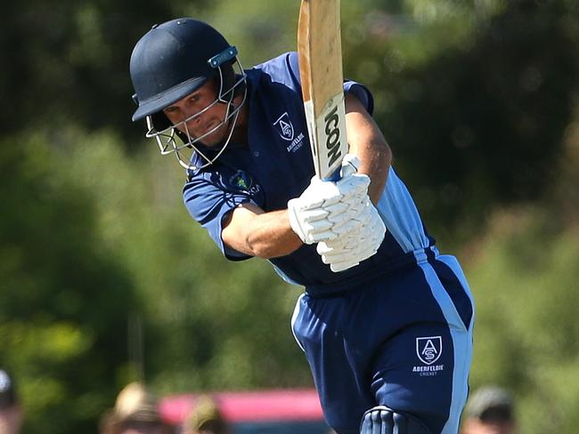 VTCA Cricket: Aberfeldie v Yarraville Club: Jordan Kight of Aberfeldie battingSaturday, March 12, 2022, in Aberfeldie, Victoria, Australia. Picture: Hamish Blair