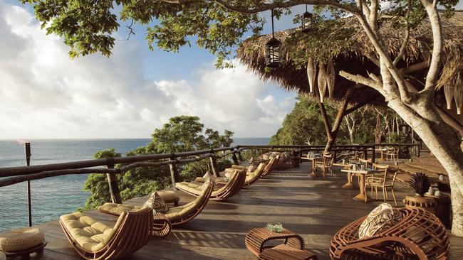 Seagrass Lounge and Restaurant at the resort.