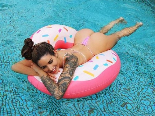 Vanessa Sierra shares an image of herself on Instagram.