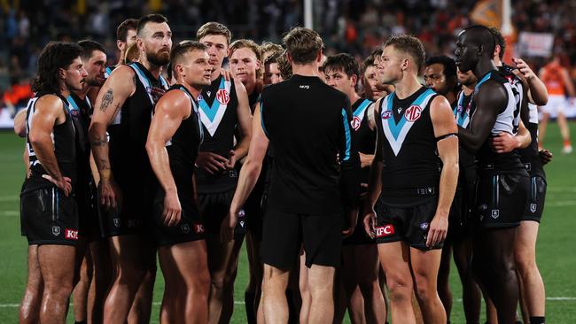 Tom Jonas addresses the group before leaving Adelaide Oval. Picture: Getty Images