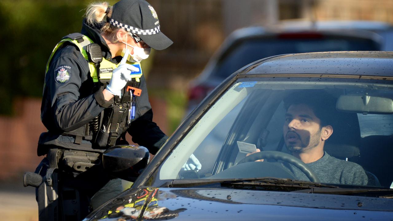 Melbourne hotspot lockdown roadblocks: Police set up booze buses | news ...