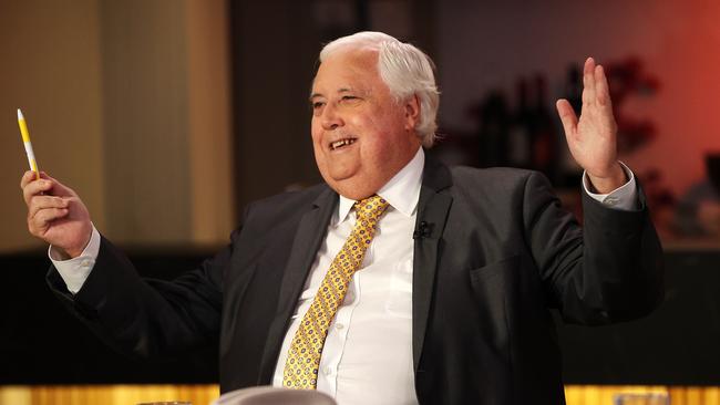 Clive Palmer tried to woo voters with a steamy tale about dams and the former Queensland Premier. Picture: NIGEL HALLETT