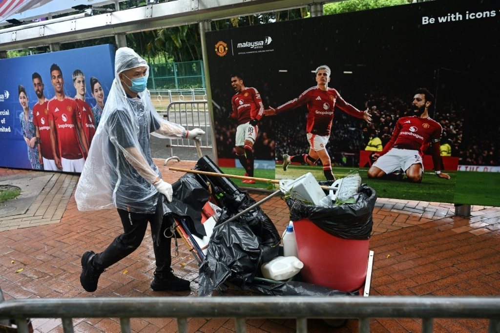Man Utd stretch loyalty of ‘numbed’ Chinese fans to the limit