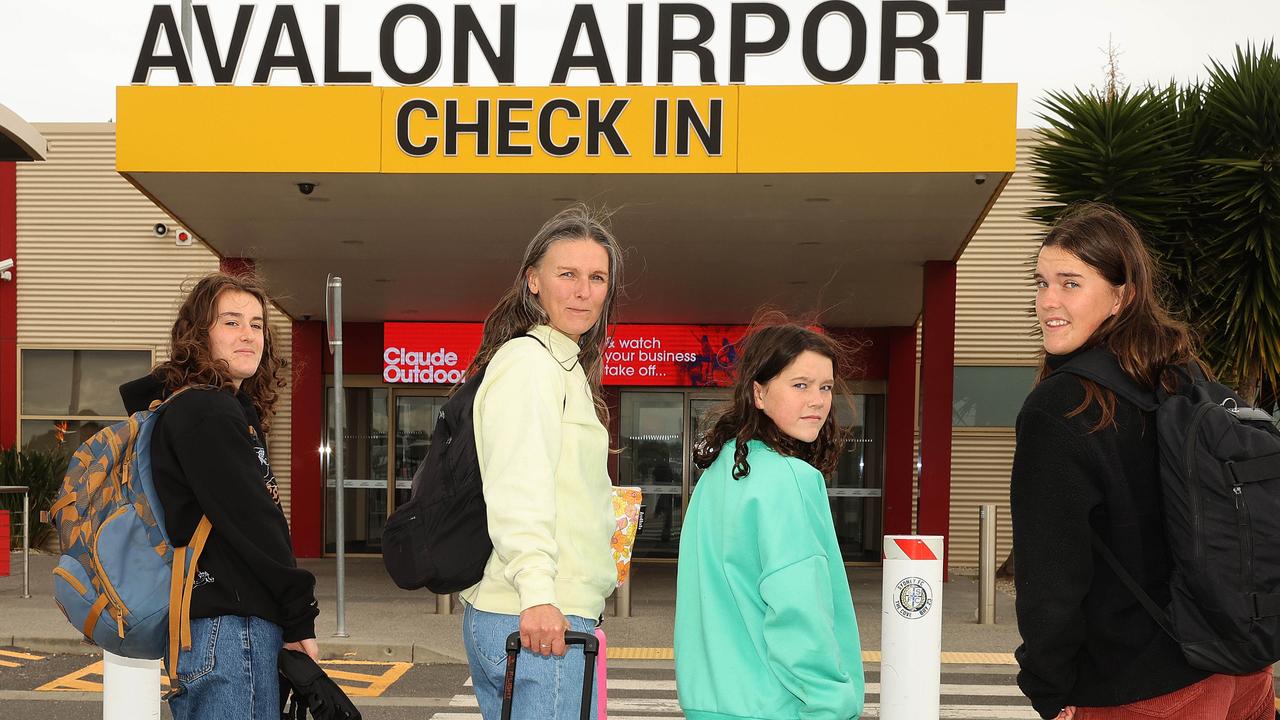 Anglesea's Menhenett family, Scarlett, 17, Mum Jodie, Luella, 10 and Lily, 17 outside Avalon Airport after having their Bonza flights cancelled. Picture: Alison Wynd