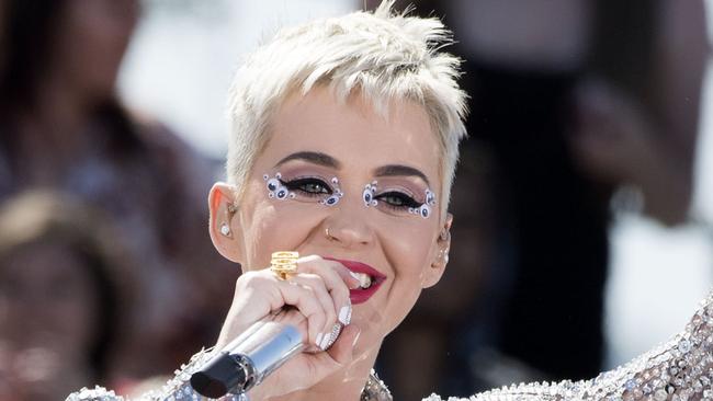 Katy Perry banned from China and Victoria’s Secret show over dress ...