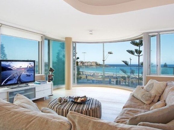 De Leede is selling his apartment on Campbell Pde at Bondi Beach.