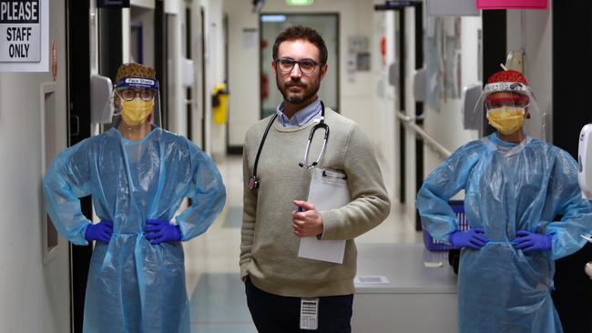 Royal Melbourne Hospital infect­ious diseases physician Steve Muhi believes many doctors and nurses will be keen to sign up for the hydroxychloroquine trial. Picture: Aaron Francis