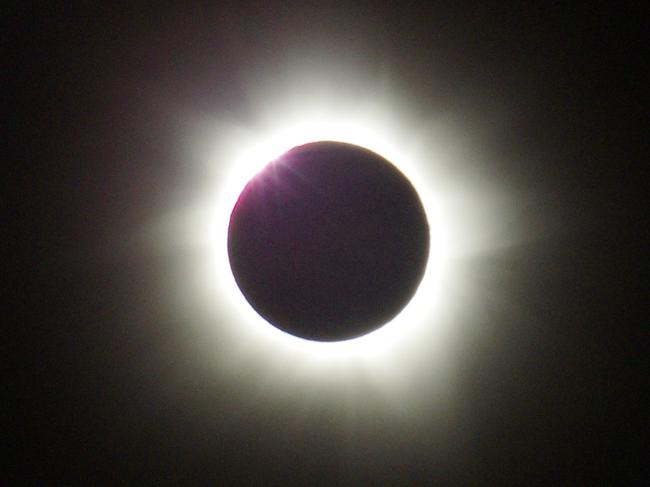 A total solar eclipse.  This is the kind of view that will be obtained from Exmouth, Western Australia, in April. PHOTO: Martin George