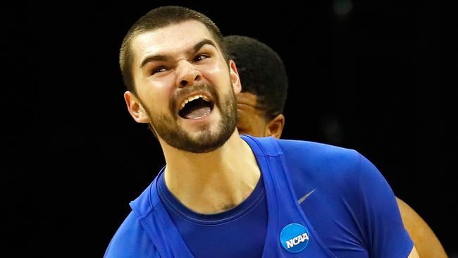 Isaac Humphries #15 of the Kentucky Wildcats.