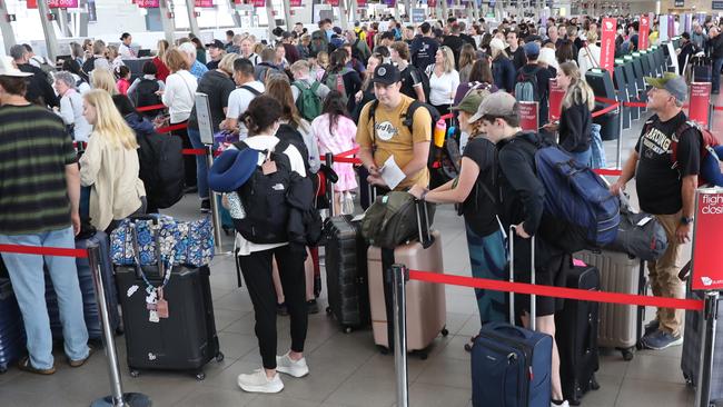 Daily Telegraph September 23/9/22. Departure s at the Sydney T2 domestic airport terminal is running ok at the moment .picture John Grainger