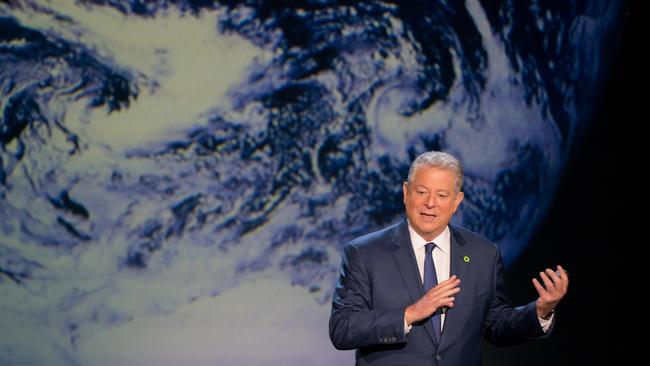 Al Gore giving his updated presentation in Houston, TX in An Inconvenient Sequel: Truth To Power from Paramount Pictures and Participant Media.