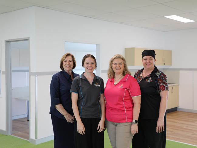 Skippy's Team, Lynley Buckhan, Aliesha Taylor, Penny Farrell (owner) and Rachel Bird getting ready for opening.