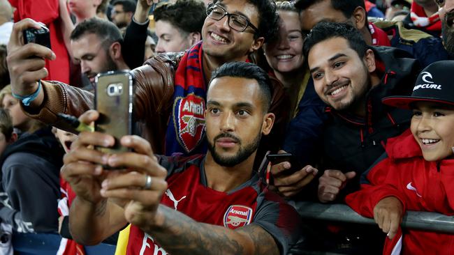 Theo Walcott and his Arsenal team-mates have thrilled fans on their first tour in Australia in 40 years.