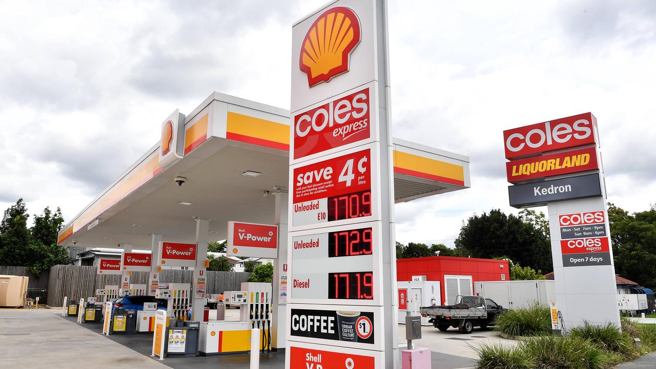 The 22 cent cut to the fuel excise should lead to lower prices at the bowser within a couple of weeks. Picture: John Gass/NCA NewsWire