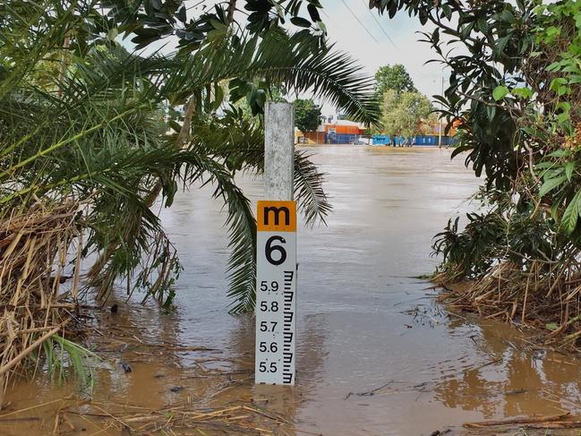 In March 2017 ex-Tropical Cyclone Debbie brought widespread flooding to the Tweed. A flood level marker at Murwillumbah.