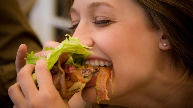 eating-out-at-restaurants-fast-food-outlets-increases-phthalates-in